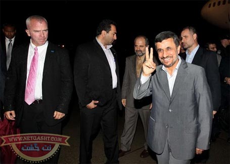 احمدی نژاد و مشایی و خانم های همراه  در سفر به نیویورک